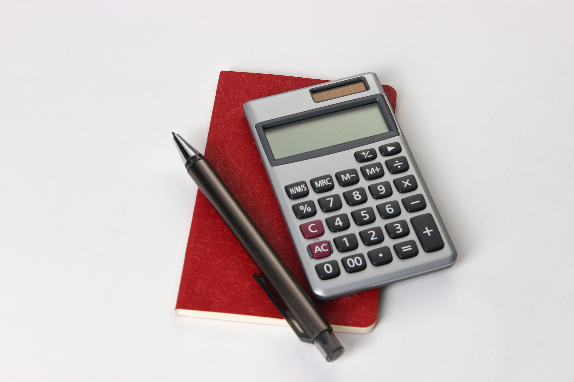 Can you get OAS while living outside Canada? Rules for expats